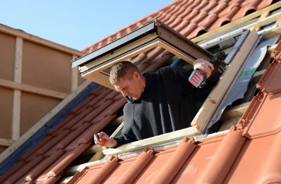 Pose de fenêtres de toit Velux à Roche-Rigault